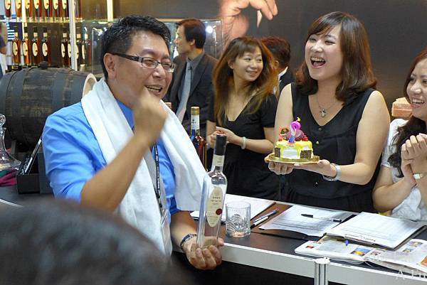 320405_10151260096469468_588632808_n 320405_10151260096469468_588632808_n