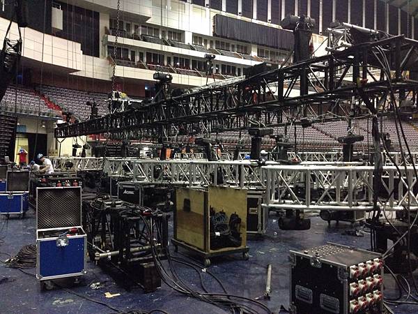 25-003-3.JPG 25-003-3.JPG