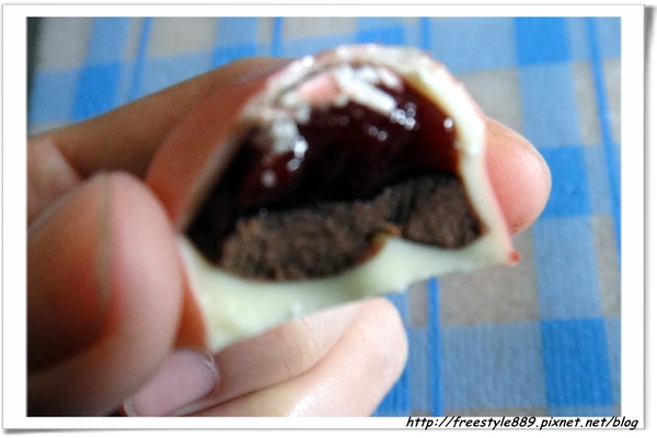 Joyce48.jpg Joyce48.jpg