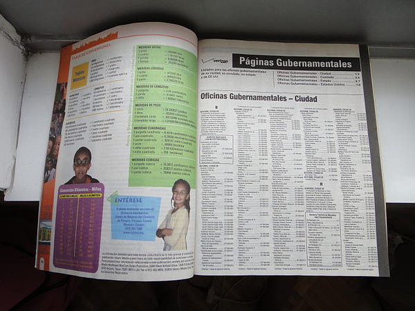 27 有三分之二本都是西班牙文廣告唷.JPG 27 有三分之二本都是西班牙文廣告唷.JPG