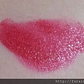 Maybelline ColorSensational Lipstick-635VeryCherry-Swatch-02
