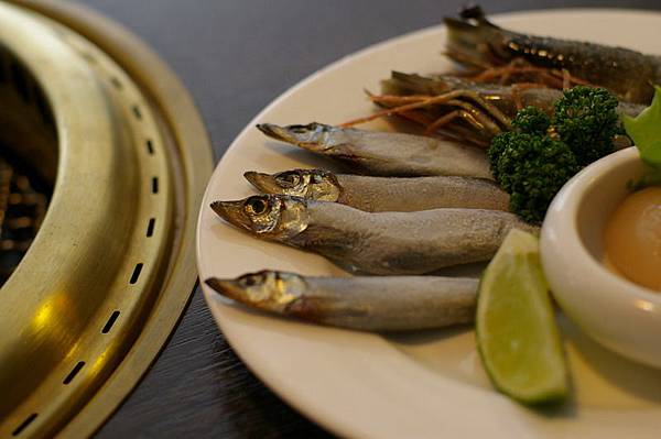柳葉魚