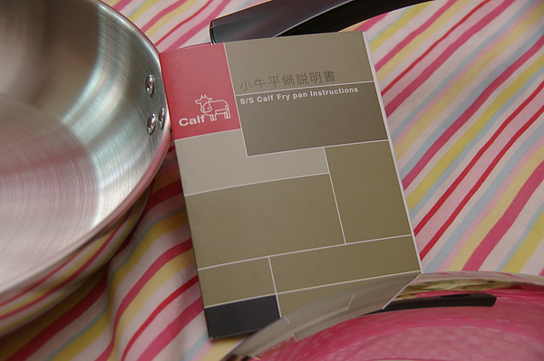 小小說明書,卻是簡中 小小說明書,卻是簡中