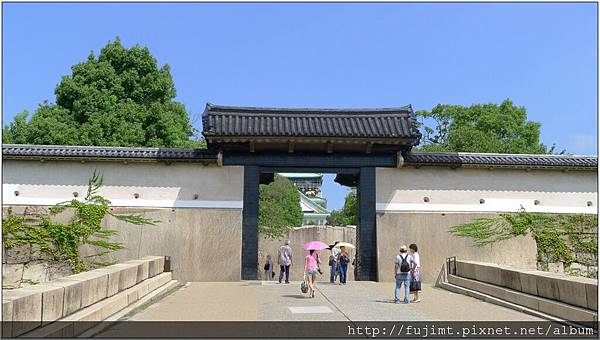 L1080074.jpg L1080074.jpg