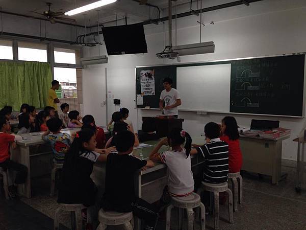 10152964_10203548994315389_1179066672_n