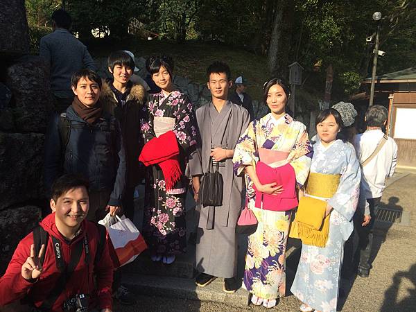 【2015日本大阪清水五条駅】DAY5日文系畢業戰鬥行之第一次到大阪夢館和服初體驗+第一次參拜清水寺、主要祈求戀愛運的地主神社+風景絕佳的清水舞台 【2015日本大阪清水五条駅】DAY5日文系畢業戰鬥行之第一次到大阪夢館和服初體驗+第一次參拜清水寺、主要祈求戀愛運的地主神社+風景絕佳的清水舞台