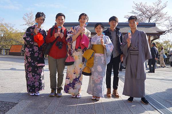 【2015日本大阪清水五条駅】DAY5日文系畢業戰鬥行之第一次到大阪夢館和服初體驗+第一次參拜清水寺、主要祈求戀愛運的地主神社+風景絕佳的清水舞台