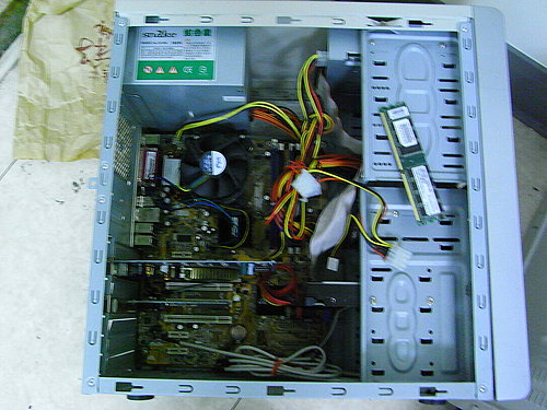 ap_F23_20090117104136183.jpg ap_F23_20090117104136183.jpg