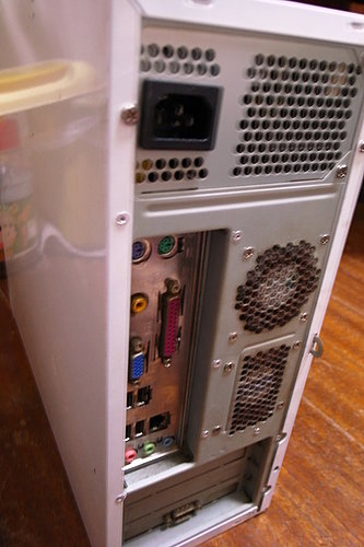 ap_F23_20090201101546270.jpg ap_F23_20090201101546270.jpg