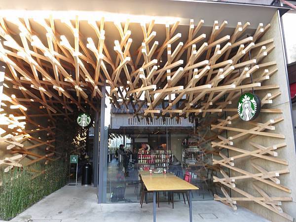 IMG_2715.jpg IMG_2715.jpg