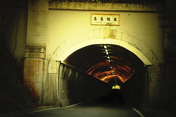 呈現記錄著地方故事的老照片 