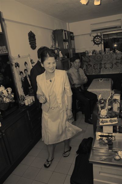 想必年輕時候的媽媽一定是個可人兒 想必年輕時候的媽媽一定是個可人兒