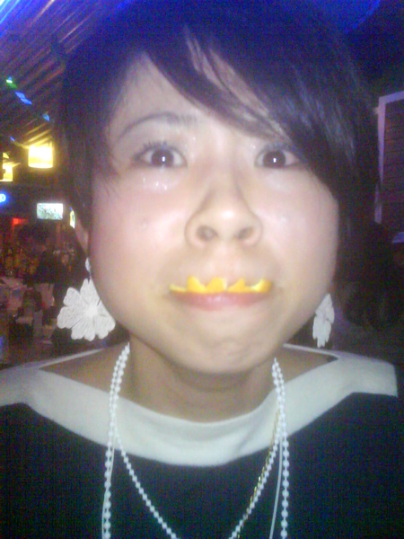 時而微嗔 時而微嗔