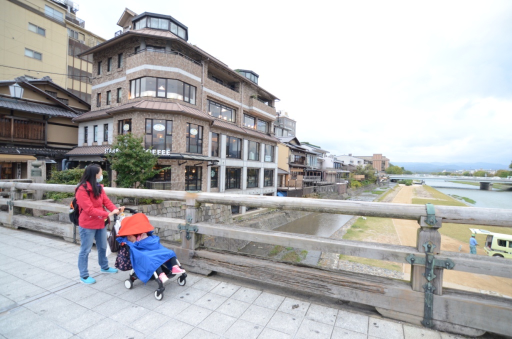 DSC_0758.JPG DSC_0758.JPG