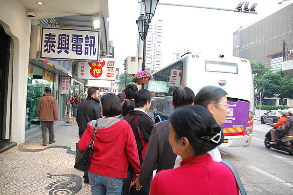 DSC_0943.JPG DSC_0943.JPG