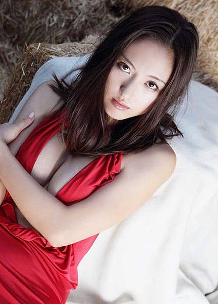 巨巨巨巨乳美人尾形沙耶香