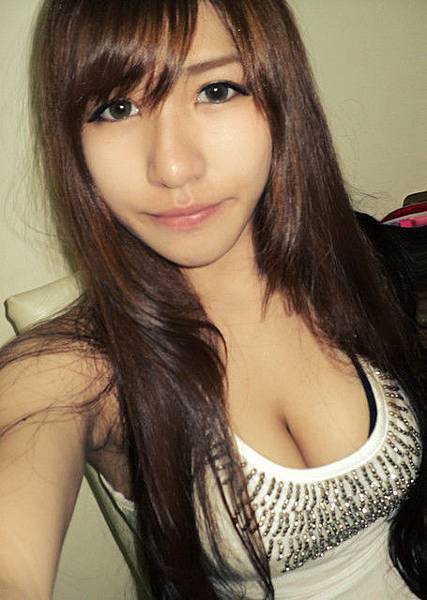 33D超性感可愛的 巨乳正妹Satina