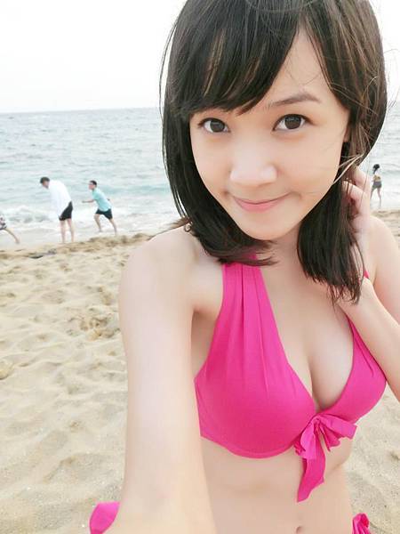 PTT瘋狂轉載「可愛女老師」古珮菁