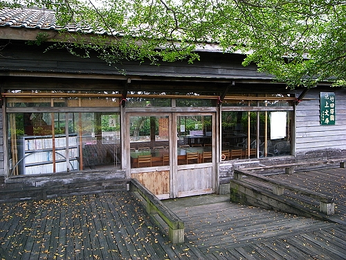 R0018581a.jpg R0018581a.jpg