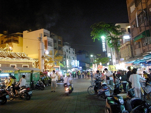 R0019756a.jpg R0019756a.jpg