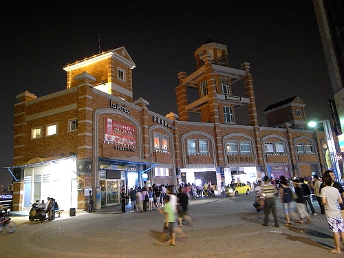 R0019779a.jpg R0019779a.jpg