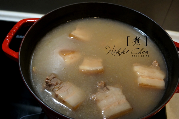 20111010-01煮-花生豬肉.jpg
