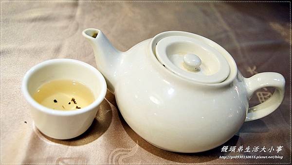 【食記/新北市】消費滿千送兩百折價卷~妳還在等什麼。還不趕緊行動♪♪大大茶樓♪♪  【食記/新北市】消費滿千送兩百折價卷~妳還在等什麼。還不趕緊行動♪♪大大茶樓♪♪