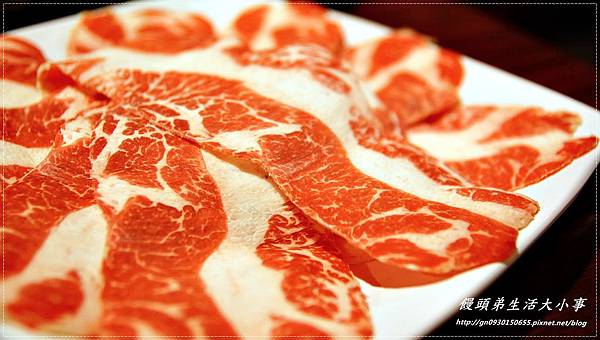 【食記/新北市】獨家口味~重慶烤魚鴛鴦鍋♪♪紅門宴麻辣鍋♪♪ 【食記/新北市】獨家口味~重慶烤魚鴛鴦鍋♪♪紅門宴麻辣鍋♪♪