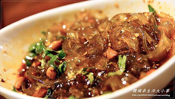 【食記/新北市】獨家口味~重慶烤魚鴛鴦鍋♪♪紅門宴麻辣鍋♪♪ 【食記/新北市】獨家口味~重慶烤魚鴛鴦鍋♪♪紅門宴麻辣鍋♪♪