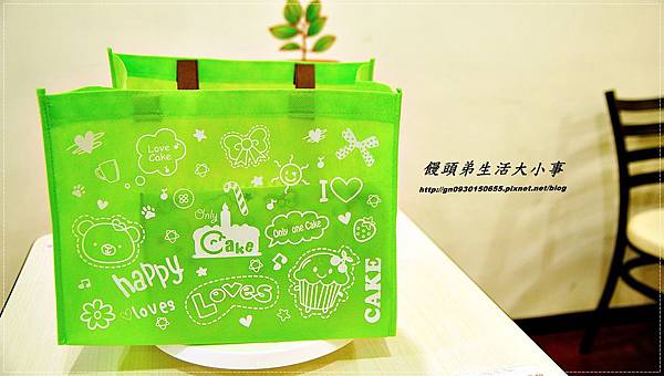 【Only One Cake糕創意】親子同樂~創造出幸福感十足的DIY創作蛋糕 【Only One Cake糕創意】親子同樂~創造出幸福感十足的DIY創作蛋糕