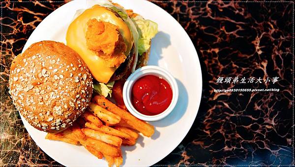 【食記/台北市】玻璃屋~讓你有接近天空的機會♪♪Roof M Cafe♪♪ 【食記/台北市】玻璃屋~讓你有接近天空的機會♪♪Roof M Cafe♪♪