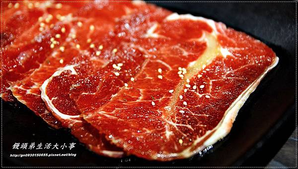 【食記/新北市】三個愛好燒肉的年輕人創開的日式燒烤♪♪九龍炭火燒肉海鮮火鍋♪♪ 【食記/新北市】三個愛好燒肉的年輕人創開的日式燒烤♪♪九龍炭火燒肉海鮮火鍋♪♪