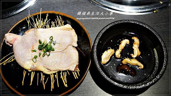 【食記/新北市】三個愛好燒肉的年輕人創開的日式燒烤♪♪九龍炭火燒肉海鮮火鍋♪♪ 【食記/新北市】三個愛好燒肉的年輕人創開的日式燒烤♪♪九龍炭火燒肉海鮮火鍋♪♪