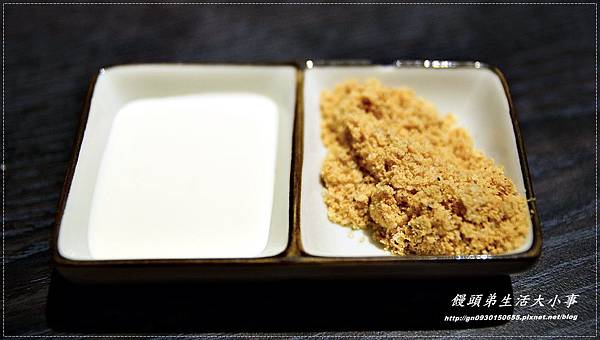 【食記/新北市】三個愛好燒肉的年輕人創開的日式燒烤♪♪九龍炭火燒肉海鮮火鍋♪♪ 【食記/新北市】三個愛好燒肉的年輕人創開的日式燒烤♪♪九龍炭火燒肉海鮮火鍋♪♪