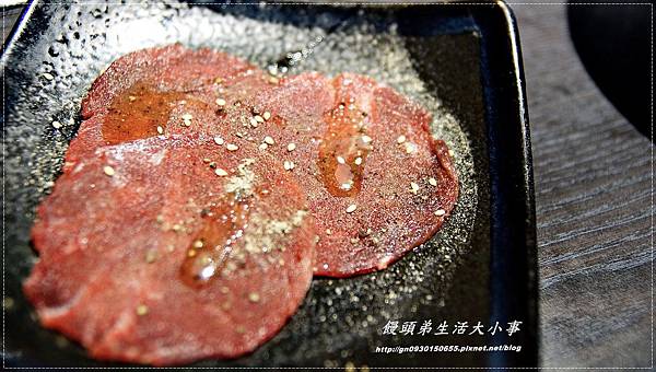 【食記/新北市】三個愛好燒肉的年輕人創開的日式燒烤♪♪九龍炭火燒肉海鮮火鍋♪♪ 【食記/新北市】三個愛好燒肉的年輕人創開的日式燒烤♪♪九龍炭火燒肉海鮮火鍋♪♪