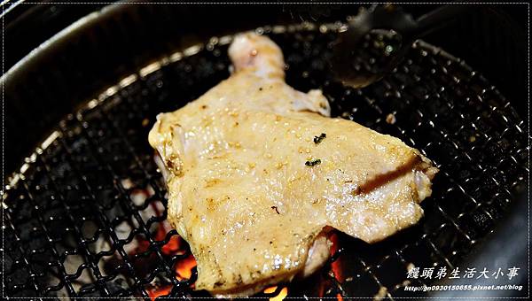 【食記/新北市】三個愛好燒肉的年輕人創開的日式燒烤♪♪九龍炭火燒肉海鮮火鍋♪♪ 【食記/新北市】三個愛好燒肉的年輕人創開的日式燒烤♪♪九龍炭火燒肉海鮮火鍋♪♪