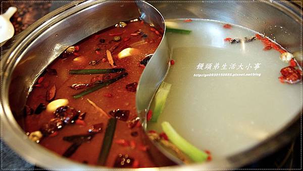 【食記/台南】採用60種以上中藥食材熬煮的頭底♪♪天寶月蒙古麻辣鍋♪♪【林森店】 【食記/台南】採用60種以上中藥食材熬煮的頭底♪♪天寶月蒙古麻辣鍋♪♪【林森店】