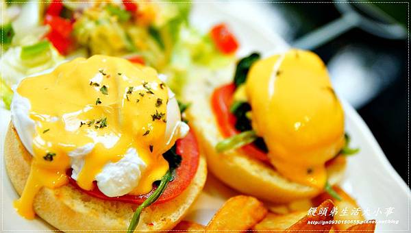 【食記/台北市】黃澄澄的半熟水波蛋,讓妳垂涎三尺♪♪鄰居家 NEXT DOOR♪♪ 【食記/台北市】黃澄澄的半熟水波蛋,讓妳垂涎三尺♪♪鄰居家 NEXT DOOR♪♪