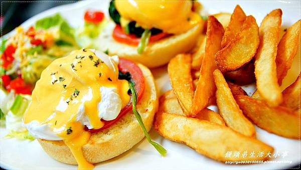 【食記/台北市】黃澄澄的半熟水波蛋,讓妳垂涎三尺♪♪鄰居家 NEXT DOOR♪♪ 【食記/台北市】黃澄澄的半熟水波蛋,讓妳垂涎三尺♪♪鄰居家 NEXT DOOR♪♪