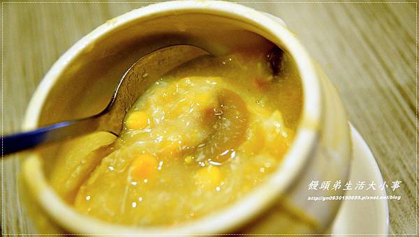 【食記/新北市】捷運美食~超厚牛排滿足你的味蕾♪♪牛排小子火烤厚切牛排♪♪ 【食記/新北市】捷運美食~超厚牛排滿足你的味蕾♪♪牛排小子火烤厚切牛排♪♪