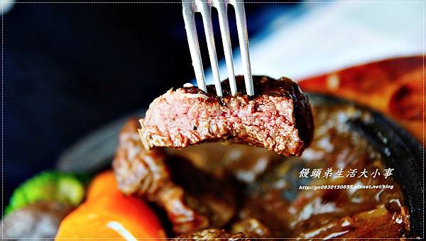 【食記/基隆】身處在異國濃濃的地中海風情♪♪私人島嶼 Mykonos♪♪ 【食記/基隆】身處在異國濃濃的地中海風情♪♪私人島嶼 Mykonos♪♪