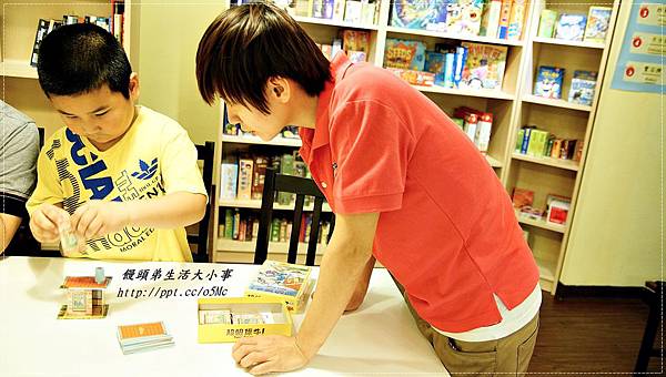 【食記/新北市】親子餐廳~打發時間的好地方,上百款桌遊任妳玩♪♪桌遊世界♪♪ 【食記/新北市】親子餐廳~打發時間的好地方,上百款桌遊任妳玩♪♪桌遊世界♪♪