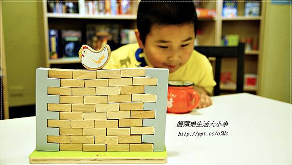 【食記/新北市】親子餐廳~打發時間的好地方,上百款桌遊任妳玩♪♪桌遊世界♪♪ 【食記/新北市】親子餐廳~打發時間的好地方,上百款桌遊任妳玩♪♪桌遊世界♪♪