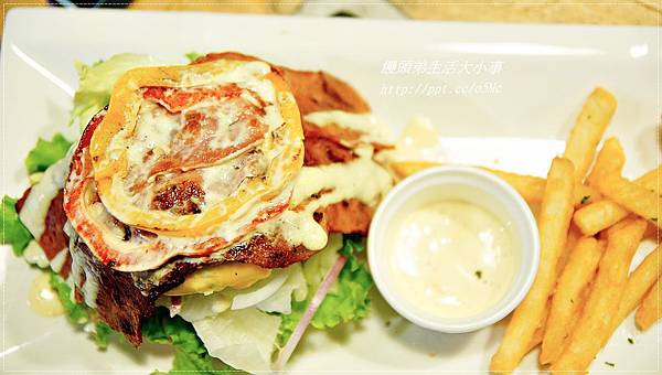 【食記/新北市】來個不一樣的早午餐~利用廢棄物,打造優質的用餐環境♪♪癈墟Fresh 【食記/新北市】來個不一樣的早午餐~利用廢棄物,打造優質的用餐環境♪♪癈墟Fresh