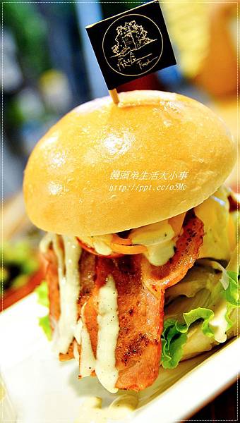 【食記/新北市】來個不一樣的早午餐~利用廢棄物,打造優質的用餐環境♪♪癈墟Fresh 【食記/新北市】來個不一樣的早午餐~利用廢棄物,打造優質的用餐環境♪♪癈墟Fresh