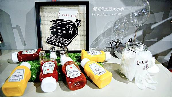 【食記/新北市】來個不一樣的早午餐~利用廢棄物,打造優質的用餐環境♪♪癈墟Fresh 【食記/新北市】來個不一樣的早午餐~利用廢棄物,打造優質的用餐環境♪♪癈墟Fresh