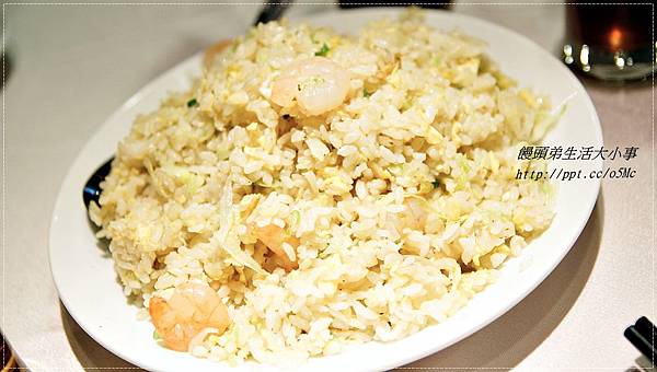 【食記/台北市】秋令進補,吃這超大塊的排翅就準沒錯♪♪橋園♪♪ 【食記/台北市】秋令進補,吃這超大塊的排翅就準沒錯♪♪橋園♪♪