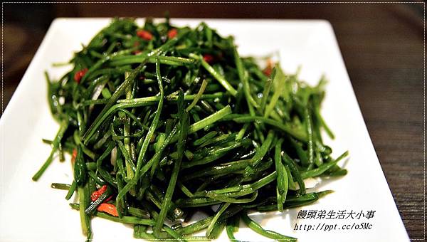 【食記/宜蘭】哇!!平價的熱炒店,居然有賣韓式泡菜鍋♪♪茶宴♪♪ 【食記/宜蘭】哇!!平價的熱炒店,居然有賣韓式泡菜鍋♪♪茶宴♪♪