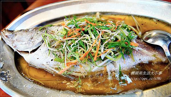 【食記/新北市】捷運美食～平價熱炒，道道都美味♪♪豪霸海鮮餐廳♪♪