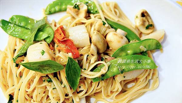 【食記/花蓮】就是要如此厚待妳,美國超厚切牛排♪♪莎莉Sarlee's♪♪ 【食記/花蓮】就是要如此厚待妳,美國超厚切牛排♪♪莎莉Sarlee's♪♪